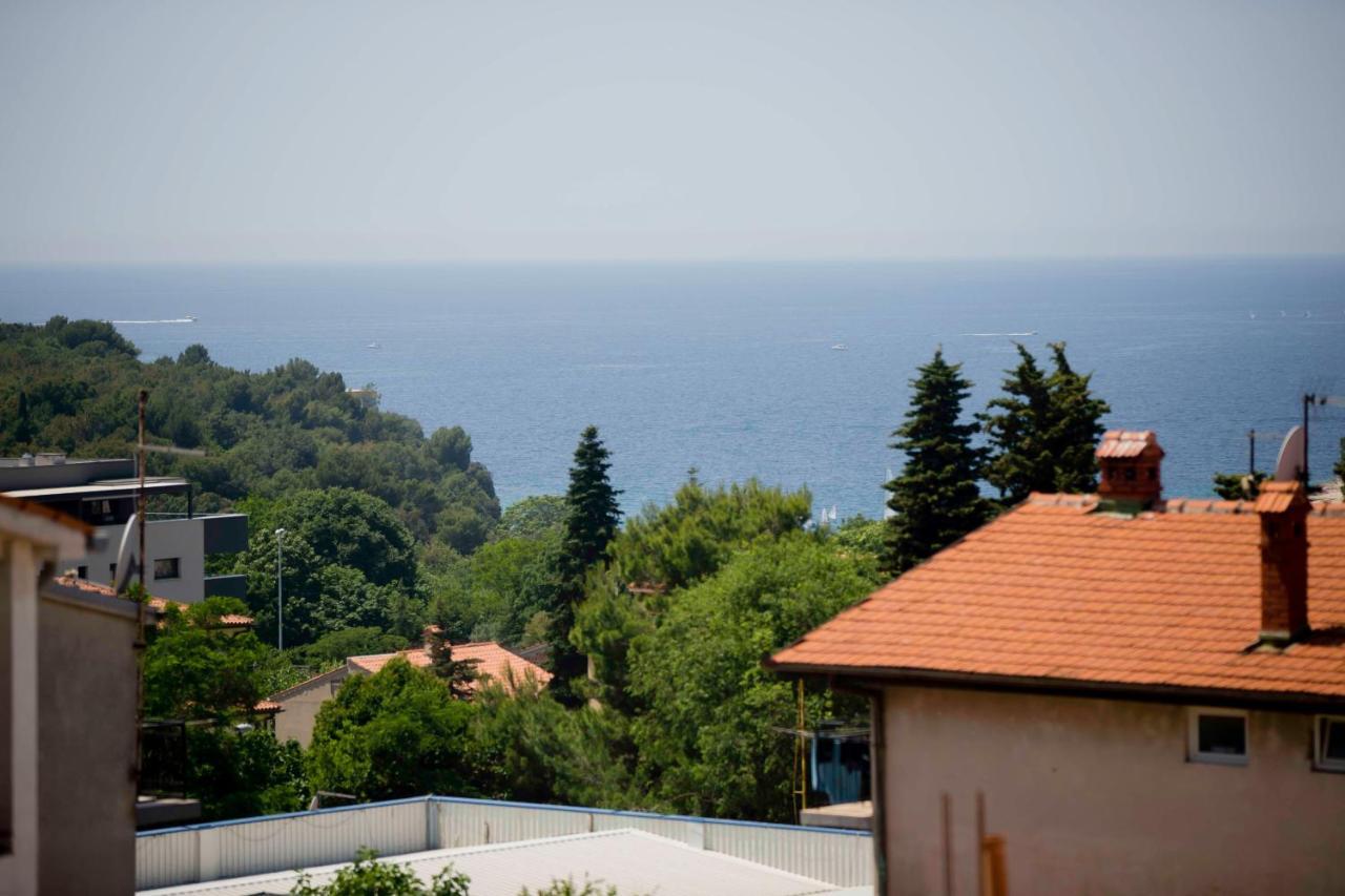 Apartment Mery Pula Exterior photo